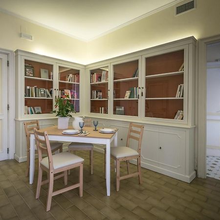 Suite Della Villa Lecce Bagian luar foto